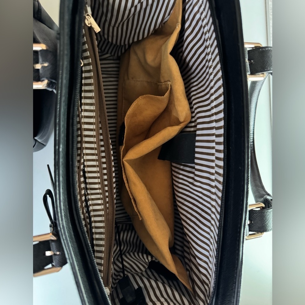 Elegant Black Tote Bag Set - Picture 6 of 9